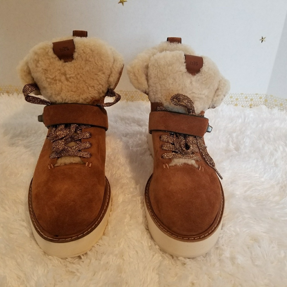 Coach Urban Hiker High Top Boots in Saddle Tan NWT - Picture 2 of 8